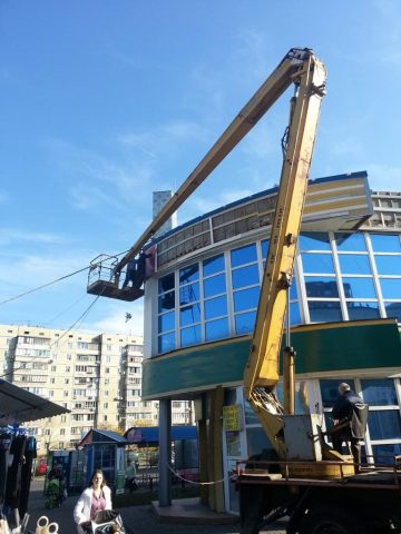 Монтаж демонтаж реклами 2